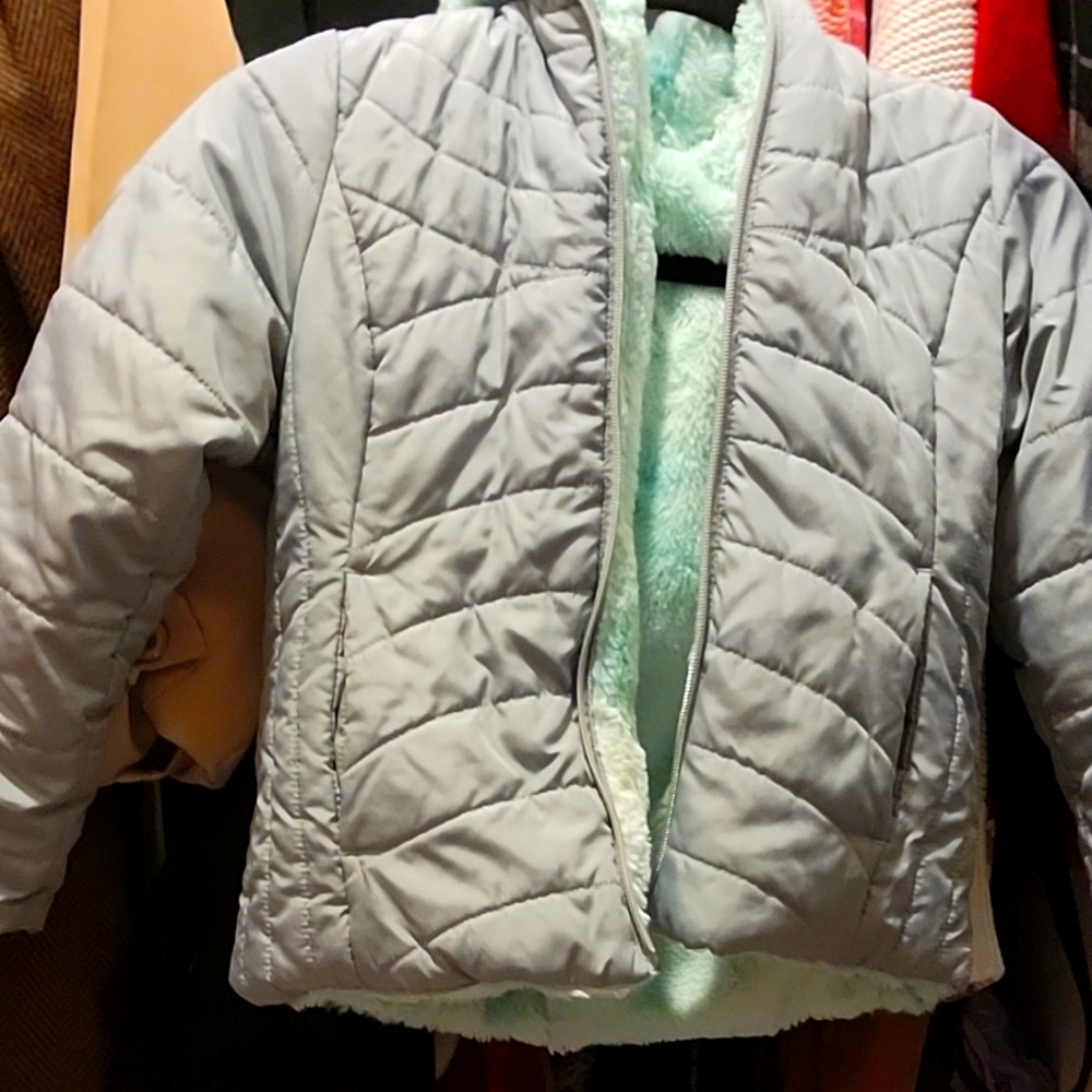 CHEETAN  reversible jacket Size 7/8 like new in very good condition